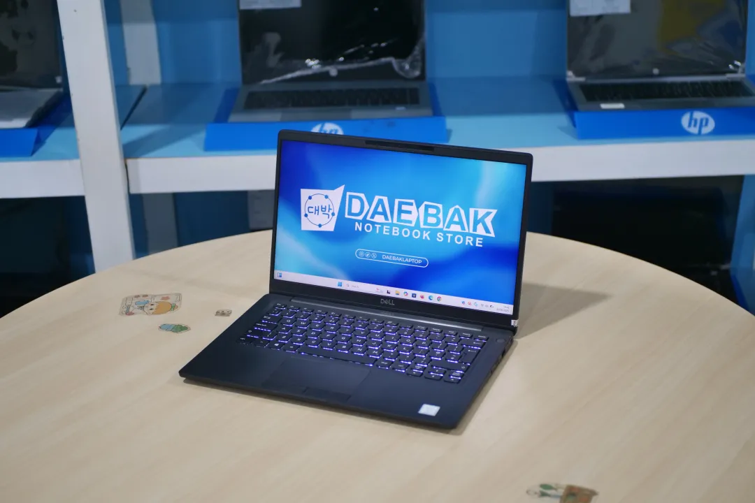 DELL Dell Latitude 7400 Black